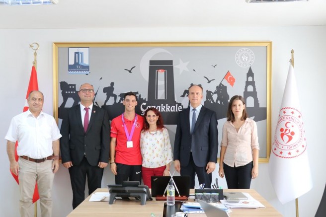 Milli Sporcu İl Müdürü Kalkan İle Buluştu