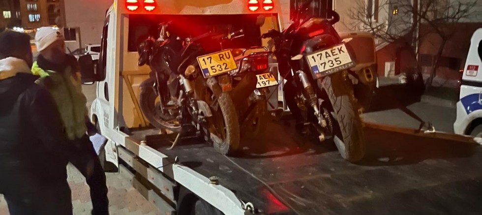 Motosiklet Sürücülerine Ceza Yağdı