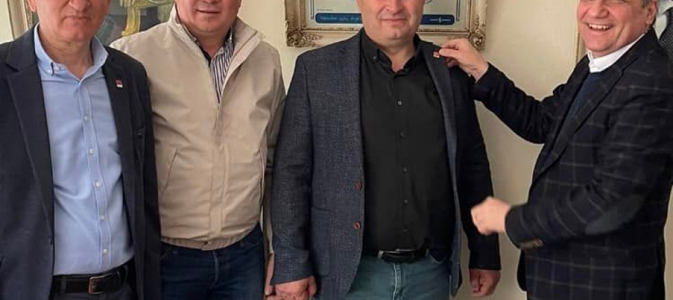 Muhtar Kara CHP’ye Katıldı