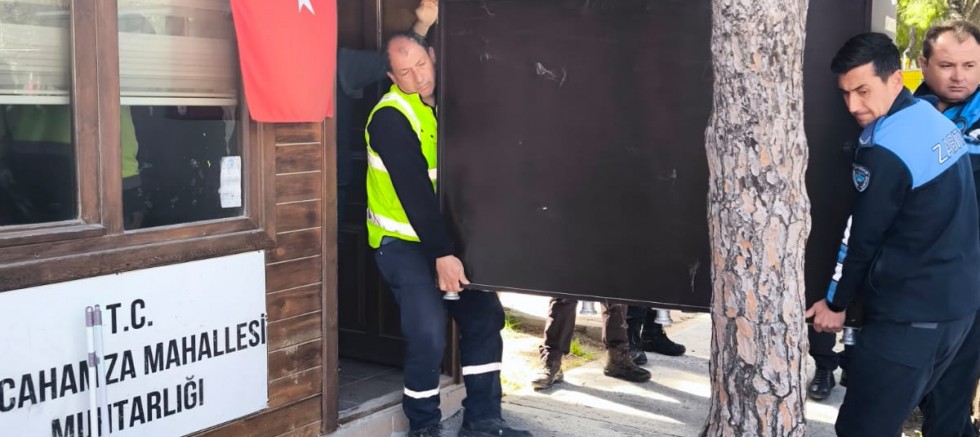 Muhtarlık Binası Zabıta Tarafından Boşaltıldı