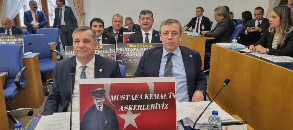 ‘Mustafa Kemal’in Askerleriyiz İfadesi Kimi, Niye Rahatsız Ediyor’