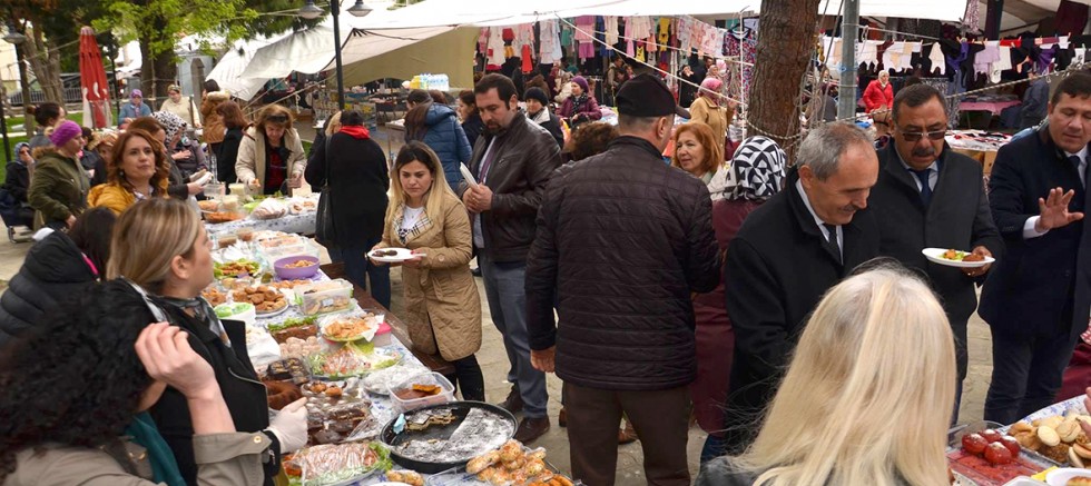Namık Kemal Ortaokulu Kermes Düzenledi