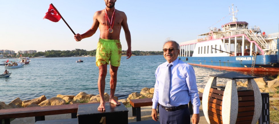 Nefes Kesen Yarışmanın Şampiyonu Talha Kütük