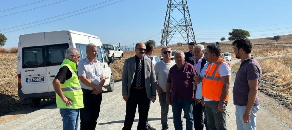 Ocaklı Köy Yolunda Çalışmalar Devam Ediyor