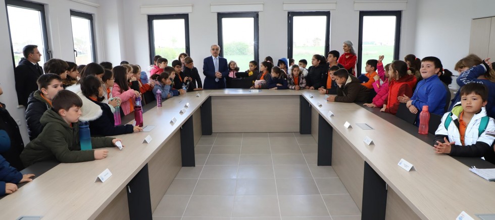 Öğrenciler, Belediye Hizmet Birimleri Yerleşkesini Gezdi