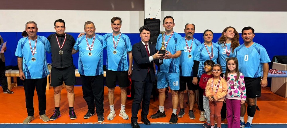 Öğretmenler Günü Voleybol Turnuvası Sona Erdi