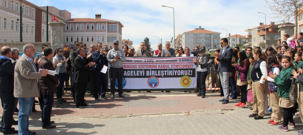 Öğretmenlerden Performans Değerlendirmesine Tepki