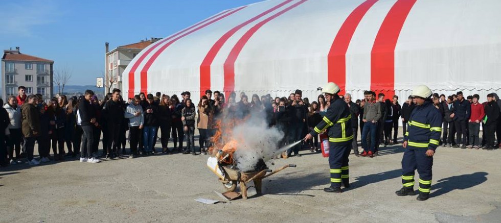 Okullarda Sivil  Savunma Haftası  Etkinlikleri