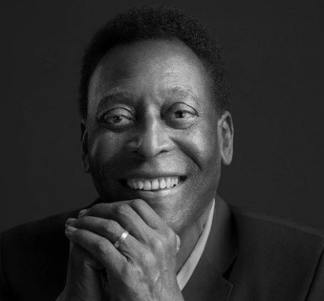Özacar’dan Pele’yi Anma Mesajı