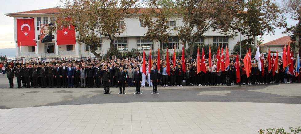 SAAT 09.05’TE GELİBOLU’DA HAYAT DURDU