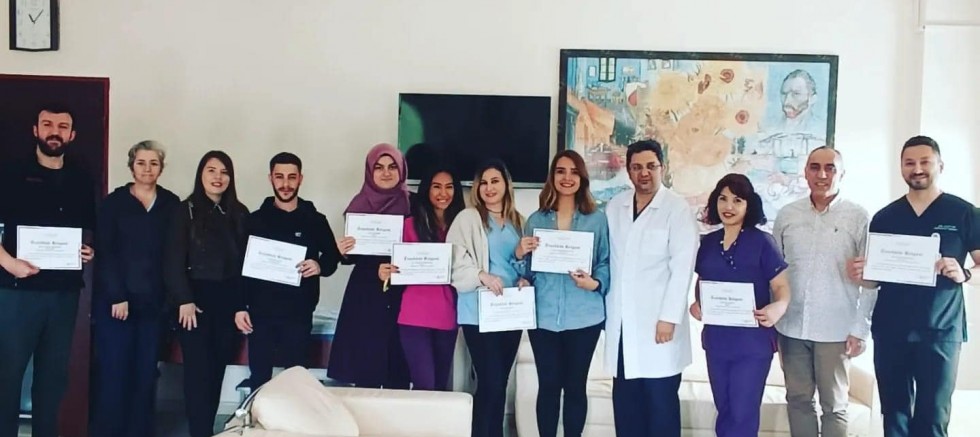 Sağlık Personellerine Teşekkürlü Plaket