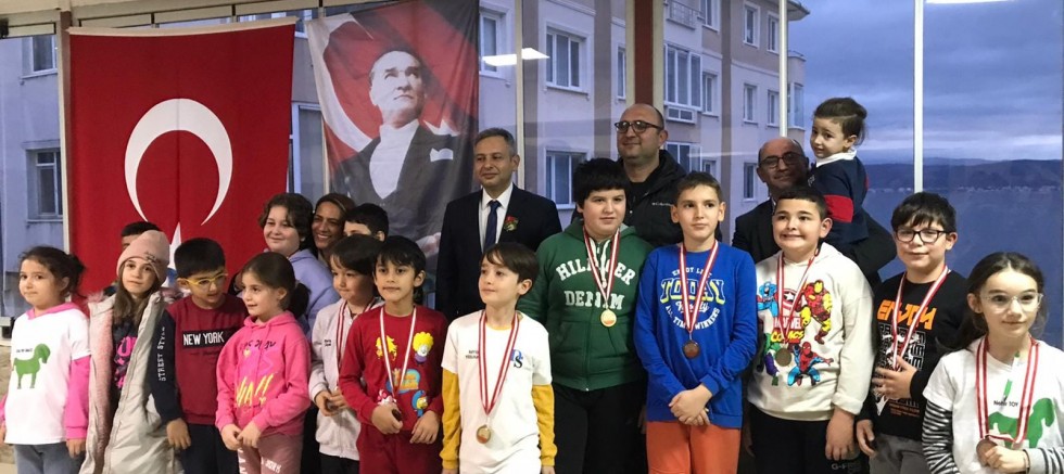 Satranç Turnuvası Düzenlendi