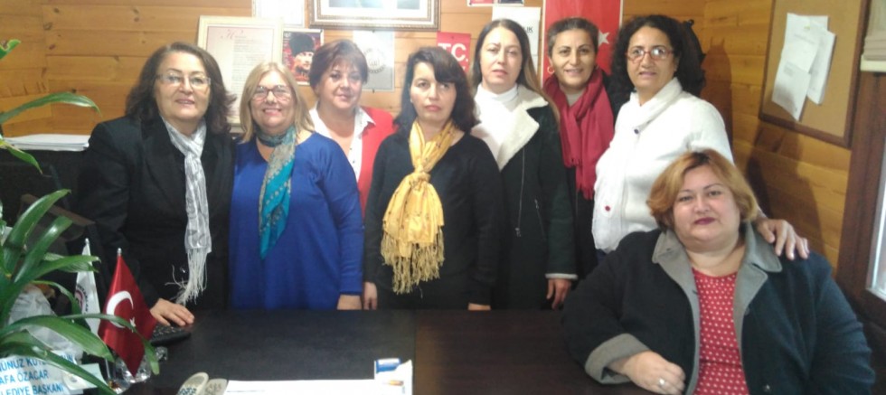 Seçilmiş kadınları ziyaret ettiler