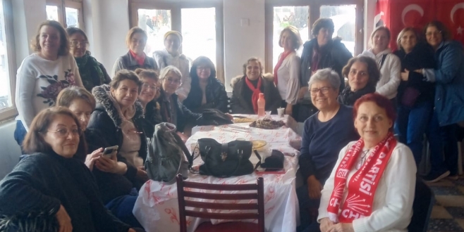Seçim Bürosunda Misafirlerini Ağırladılar