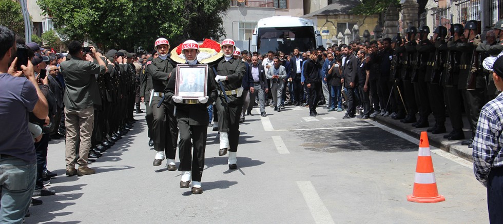 Şehit Ağırman Son Yolculuğuna Uğurlandı
