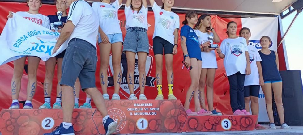 Sporcularımız Şampiyonadan 1. ve 2. Olarak Döndü