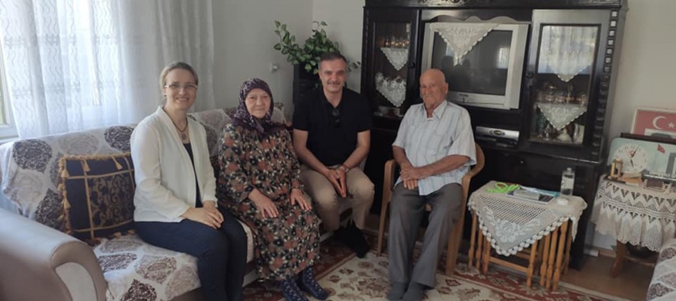 Sürücü’den Babalar Günü Ziyareti