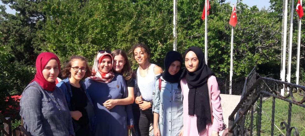 Tarihi Mekanları Gezdiler