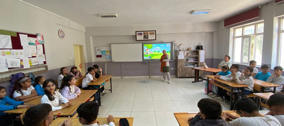 Teknoloji Bağımlılığına Karşı Bilinçlendirme Eğitimi Sürüyor