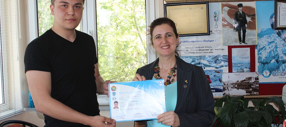 THK Binlerce Gence Ücretsiz Havacılık Kursu Veriyor