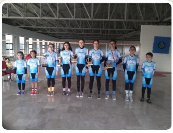 Triatlon Takımı Madalyasız Dönmedi