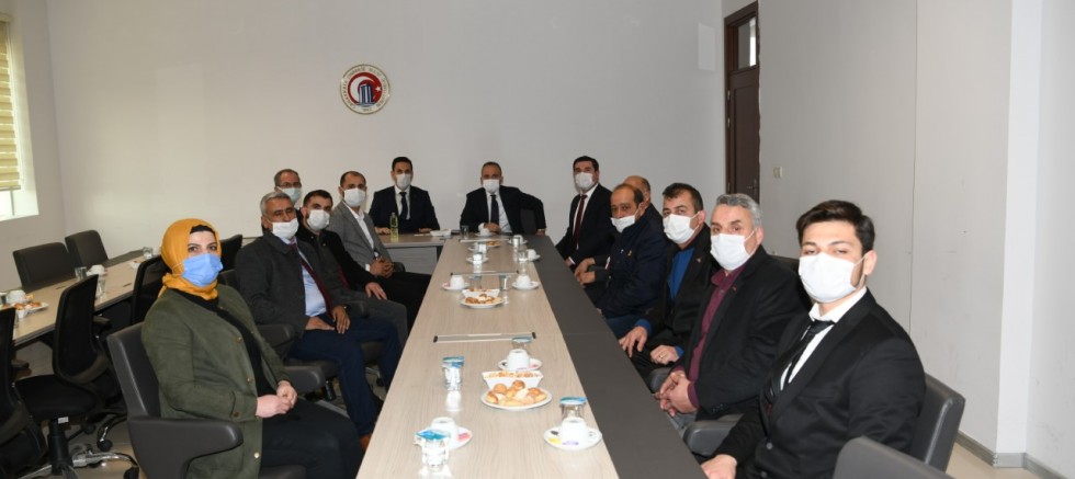 Turan, AK Parti ve MHP Gökçeada Teşkilatlarıyla Bir Araya Geldi