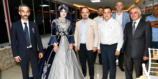 Turan, İlçemizde Düğüne Katıldı