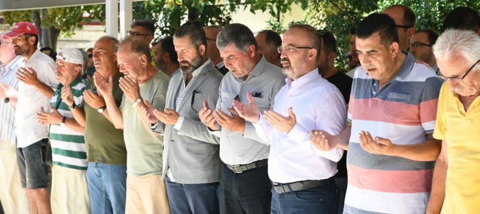 Turan, Köpüklü’nün Cenazesine Katıldı