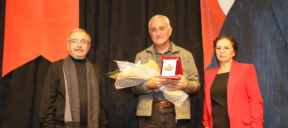 ‘Türkiye’nin Toplumsal Barışında Alevi Geleneğinin Yeri’ Konferansı