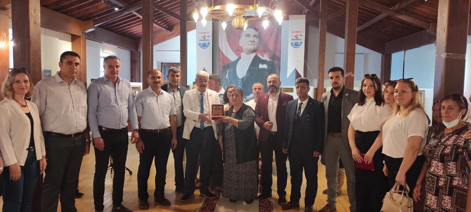 Üç Boyutlu Resim Sergisi Açıldı