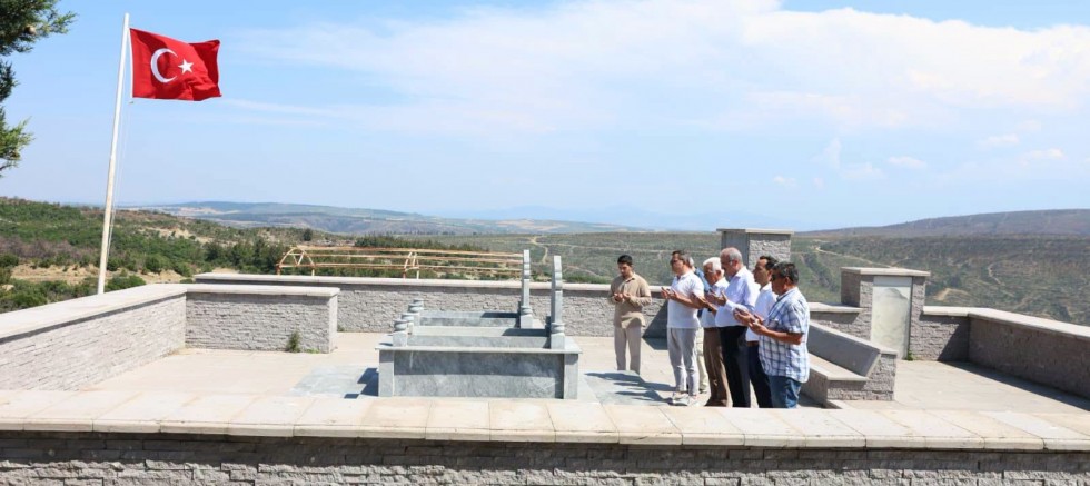 Vali Toraman Karainebeyli'de Vatandaşlarla Buluştu