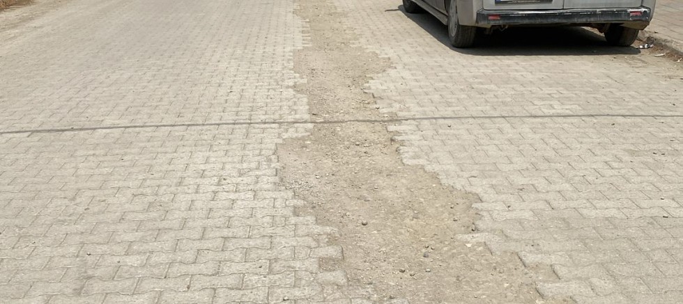 Vatandaşlar Tamamlanmayan Yollardan Şikayetçi!