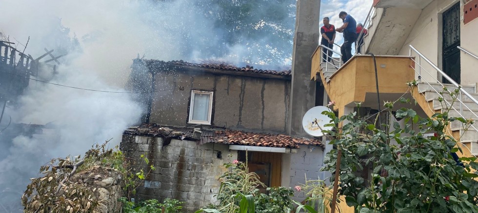 Yangın Panik Yarattı