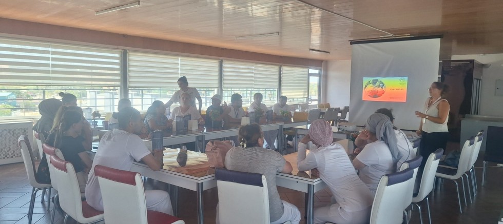 Yaşlı Sağlığı ve Trafik Kazaları Konusunda Eğitim Verildi