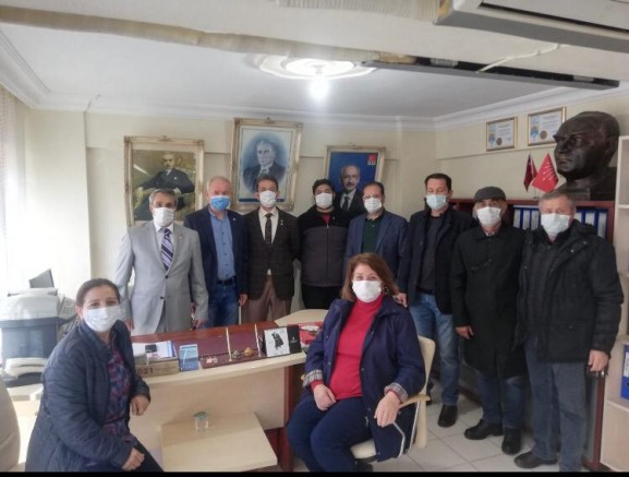 Yeni Üyelere Rozetleri Takıldı