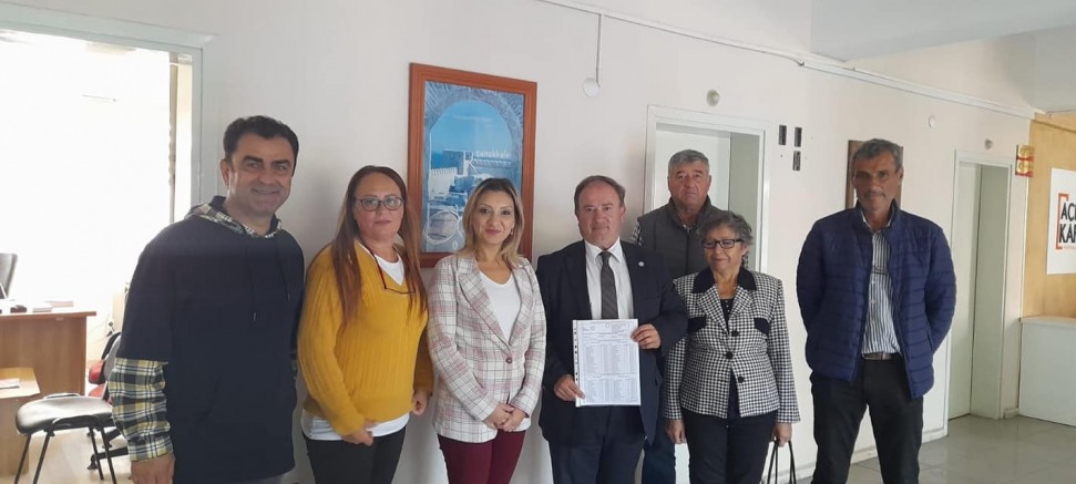 Yeniden Başkan Seçilen Alış, Mazbatasını Aldı