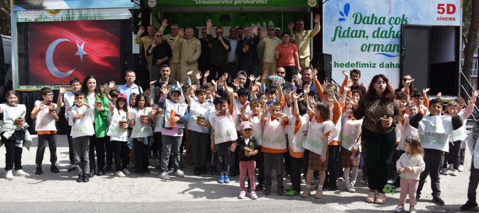 Yeşil Vatan Eğitim Tırı İlçemizde