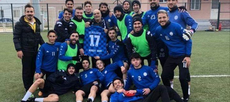 Yılmazlar’a Forma Hediye Edildi