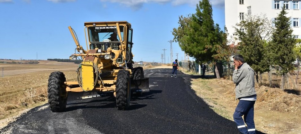 Yol Çalışmaları Devam Ediyor
