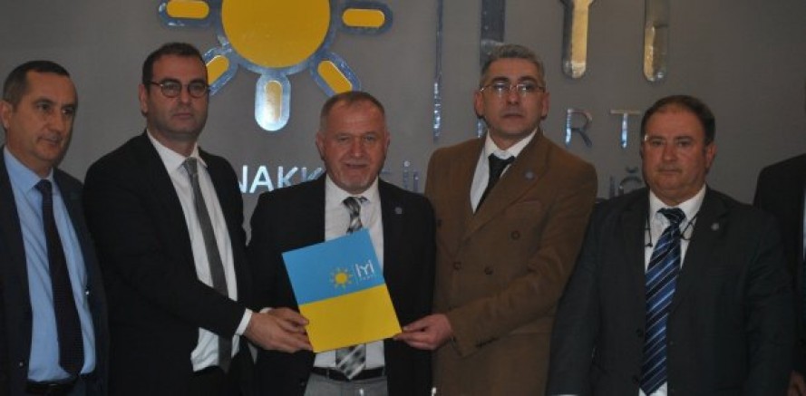 YüZüGüLER  iYi PARTi’DEN BELEDiYE BAŞKAN  ADAYLIĞI  BAŞVURUSUNU  YAPTI